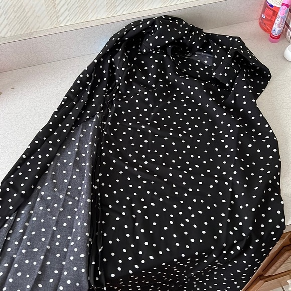 Black polka dot skirt - Picture 2 of 2